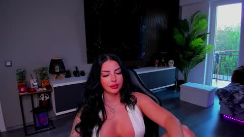 Anne online show from 05/06/26, 04:12