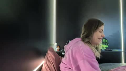 Snapshot of anet228 chatting on 03/27/26, 02:17 anet228 online show from 03/27/26, 02:17