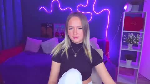 Snapshot of anfisalorns chatting on 02/11/25, 02:57 Anfisa online show from 02/11/25, 02:57