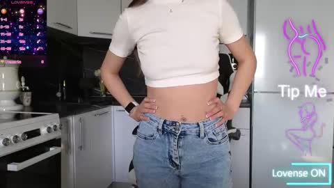 Snapshot of ange1ok chatting on 03/11/25, 04:10 ange1ok online show from 03/11/25, 04:10