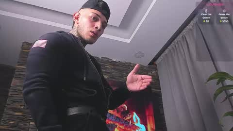 Angel online show from 02/13/25, 08:06