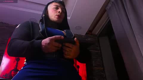 Angel online show from 09/22/25, 01:07