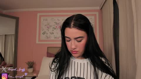 Angel  online show from 01/16/25, 01:37