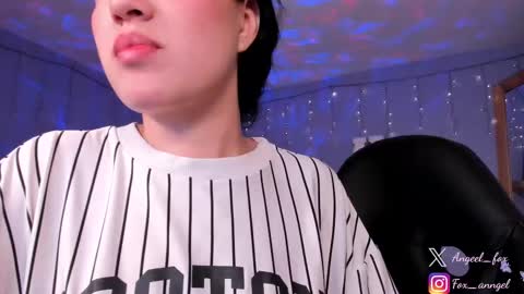 Angel  online show from 03/11/25, 07:48