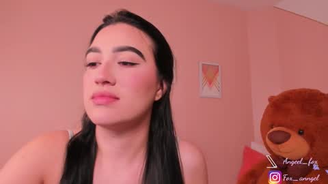 Angel  online show from 09/17/25, 04:03