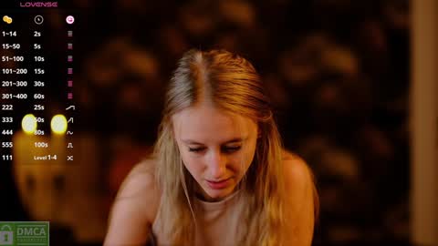 Snapshot of angeellina chatting on 12/27/24, 02:22 angeellina online show from 12/27/24, 02:22