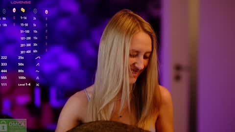 Snapshot of angeellina chatting on 12/29/24, 06:16 angeellina online show from 12/29/24, 06:16