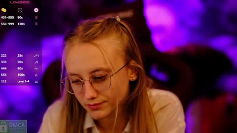 Snapshot of angeellina chatting on 01/07/25, 09:25 angeellina online show from 01/07/25, 09:25