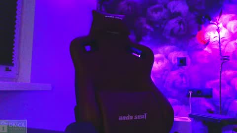 Snapshot of angeellina chatting on 01/24/25, 09:37 angeellina online show from 01/24/25, 09:37