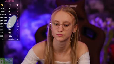 Snapshot of angeellina chatting on 01/29/25, 02:09 angeellina online show from 01/29/25, 02:09