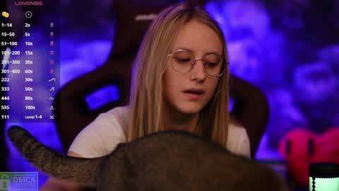 Snapshot of angeellina chatting on 02/03/25, 11:26 angeellina online show from 02/03/25, 11:26