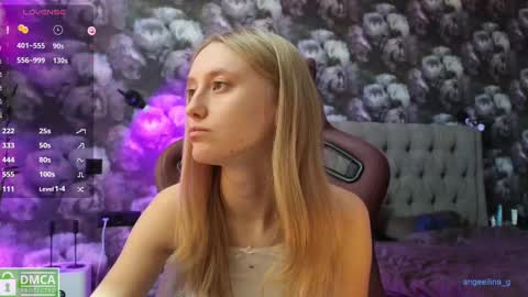 Snapshot of angeellina chatting on 02/23/25, 01:42 angeellina online show from 02/23/25, 01:42