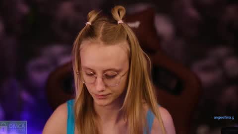 Snapshot of angeellina chatting on 03/03/25, 06:12 angeellina online show from 03/03/25, 06:12