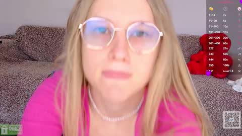 Snapshot of angeellina chatting on 02/24/26, 10:24 angeellina online show from 02/24/26, 10:24