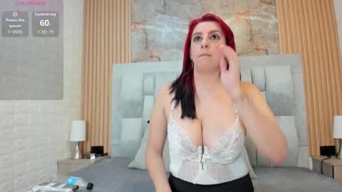 angel__red_ online show from 09/22/25, 01:40