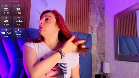 angel__red_ online show from 11/19/25, 02:33