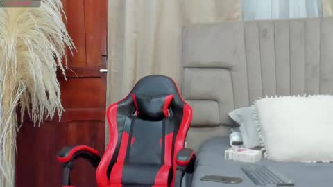 Snapshot of angel_adamx chatting on 10/02/25, 03:13 Angel online show from 10/02/25, 03:13