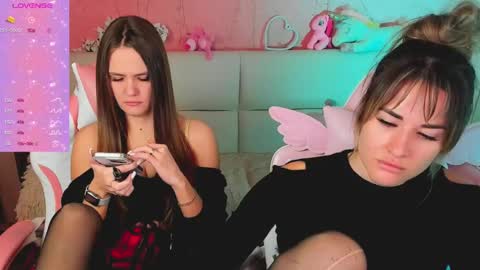 Snapshot of angel_and_demon0304 chatting on 04/22/26, 06:16 Ivanna and Jessica online show from 04/22/26, 06:16
