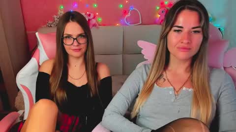 Snapshot of angel_and_demon0304 chatting on 05/18/26, 04:07 Ivanna and Jessica online show from 05/18/26, 04:07