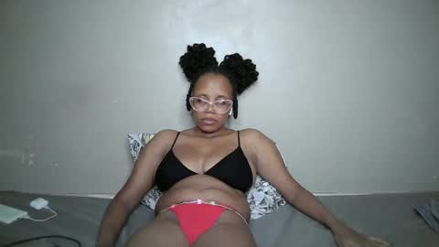 angel_cheupe online show from 11/21/25, 06:45