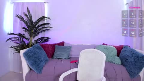 Snapshot of angel_claire chatting on 02/05/25, 03:52 Claire - be back soon online show from 02/05/25, 03:52