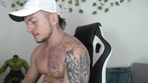 Angel Curl online show from 12/20/25, 05:53