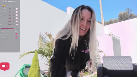 Patricia -  online show from 01/16/25, 11:37