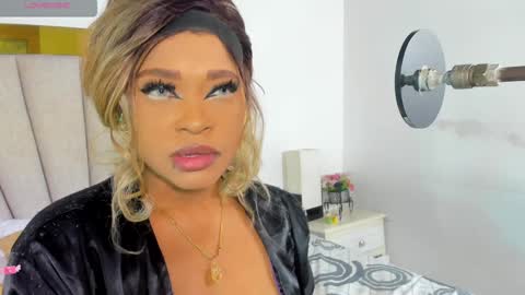 Snapshot of angel_dthroat chatting on 01/24/25, 12:10 ANGHEL online show from 01/24/25, 12:10