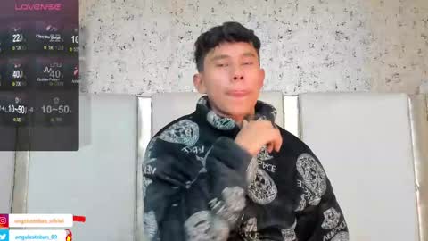 Snapshot of angel_esteban_fx chatting on 02/13/25, 07:35 ngel Esteban online show from 02/13/25, 07:35