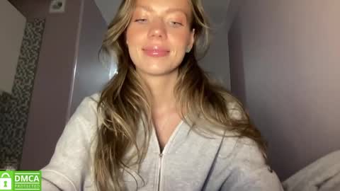 Greetings  Jess online show from 04/22/26, 01:23