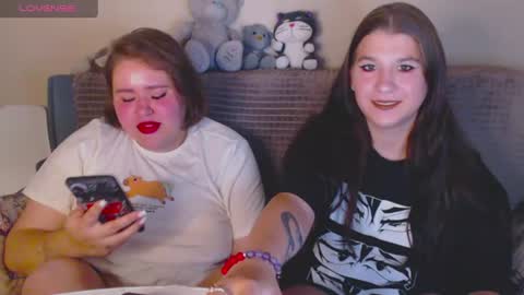 Angel online show from 06/18/26, 04:11