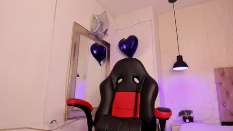 angel hardy online show from 02/03/25, 12:14