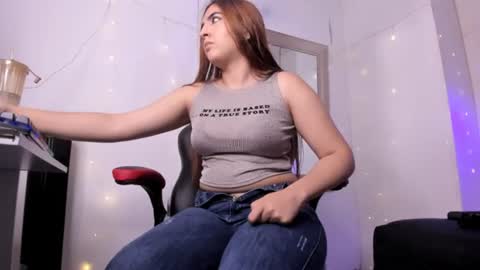 Snapshot of angel_hardy_dl chatting on 06/21/26, 12:19 angel hardy online show from 06/21/26, 12:19