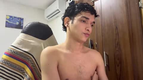 Angel online show from 11/14/25, 11:24
