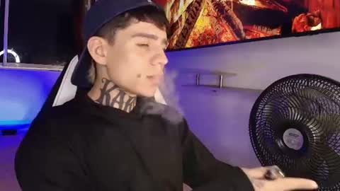 angel_luna0 online show from 07/16/26, 04:51