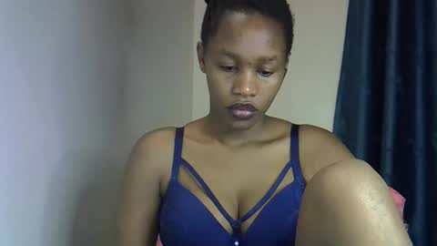 angel_mia5 online show from 03/28/26, 11:43