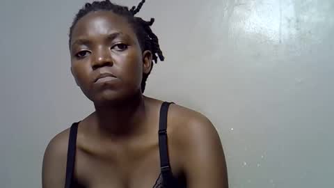 angel_queen22 online show from 04/10/26, 07:07