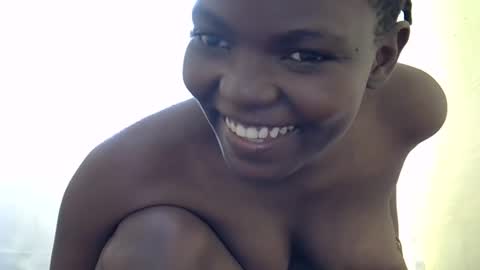 angel_queen22 online show from 04/20/26, 01:14