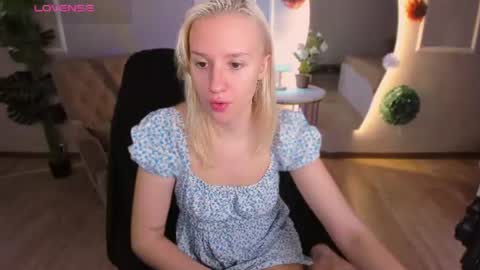 Snapshot of angel_tessa chatting on 07/02/26, 02:01 Angelica online show from 07/02/26, 02:01