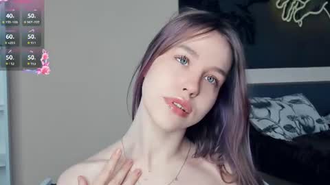 Snapshot of angel_to_burn chatting on 06/16/26, 08:39 SofiaSofi online show from 06/16/26, 08:39