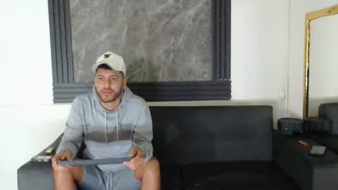 Snapshot of angel_villareal_ chatting on 02/10/26, 05:22 angel_villareal_ online show from 02/10/26, 05:22