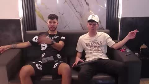 angel_villareal_ online show from 03/16/26, 04:29