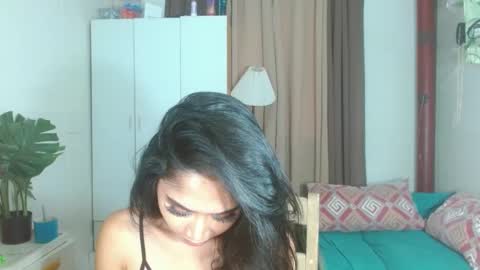 angela online show from 01/29/25, 01:16