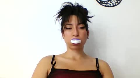  Angela  online show from 04/30/26, 09:41