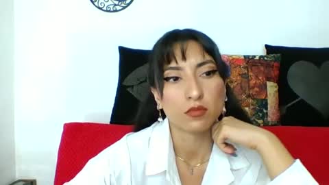 Snapshot of angela_mis chatting on 06/16/26, 11:07 Angela online show from 06/16/26, 11:07