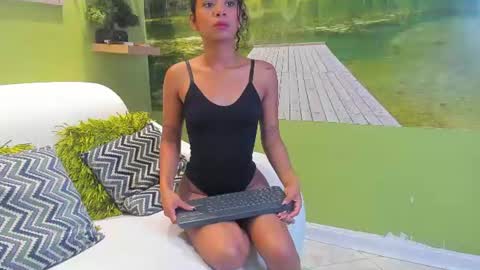 Snapshot of angela_rendon chatting on 06/13/26, 11:08 angela_rendon online show from 06/13/26, 11:08