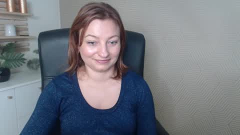 Angela online show from 10/11/25, 07:18