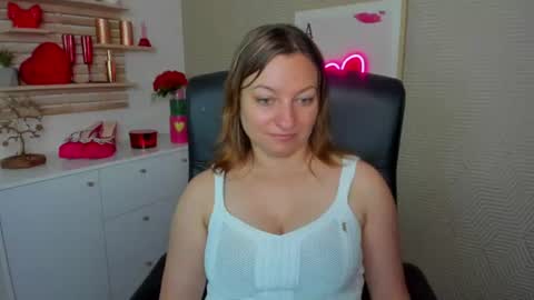 Angela online show from 06/12/26, 05:50