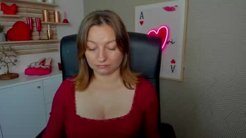 Angela online show from 06/16/26, 05:32