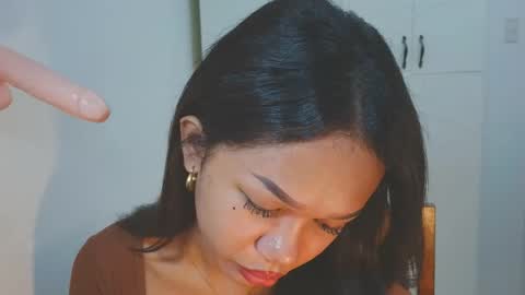 angela_star888 online show from 12/16/25, 10:53